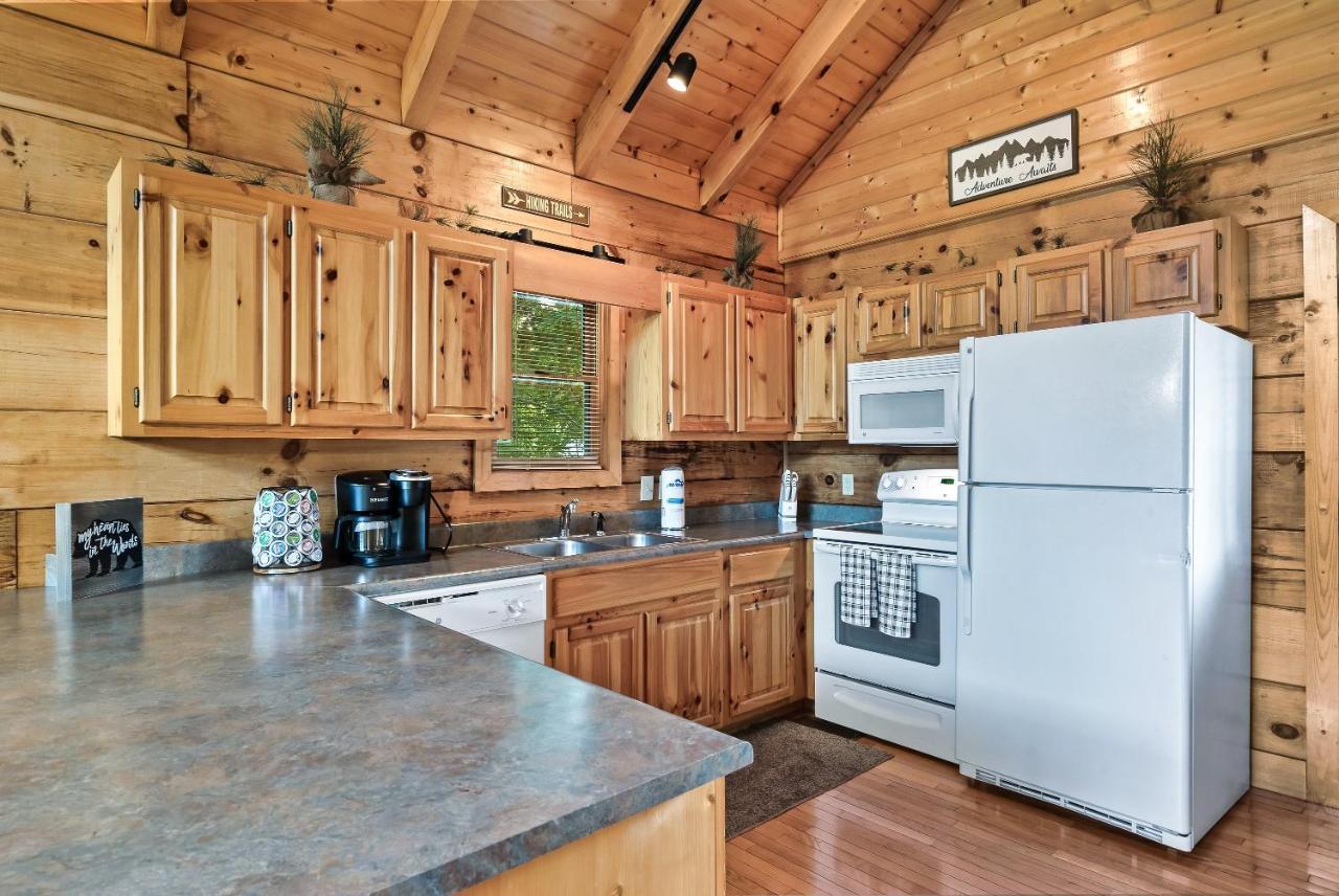Cozy Log Cabin!! In Heart Of Pf & Close To The Smokies Pigeon Forge Zewnętrze zdjęcie